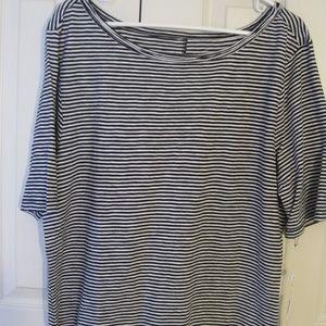 NWT Caslon (Nordstrom) Striped T-shirt